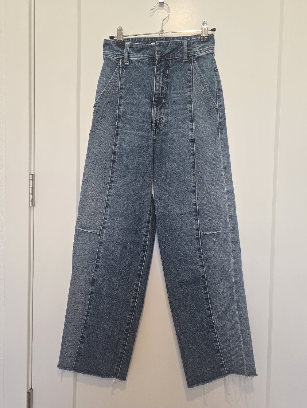 Barrel Leg Horseshoe High Waisted Boutique Blue Denim Jeans With Raw Hem - Picture 2 of 7